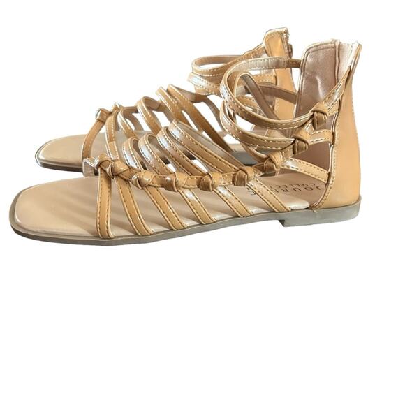 Journee Collection Petrra Gladiator Sandal Strappy Square Toe NEW Size 8 Tan - Picture 1 of 11